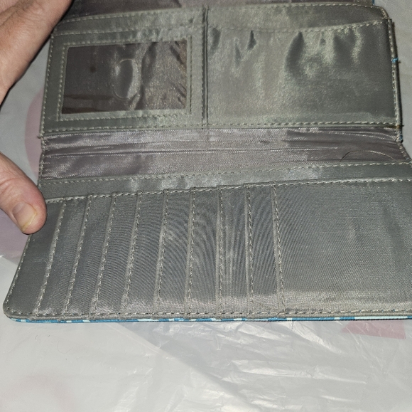 Wallet - Picture 4 of 5